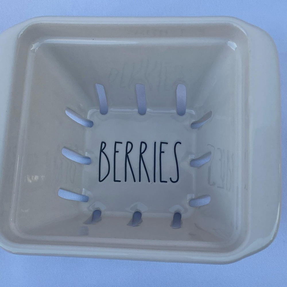 Rae Dunn Spring/Summer LL "BERRIES" Kitchen Fruit Basket/Bowl NEW 🍒🍓